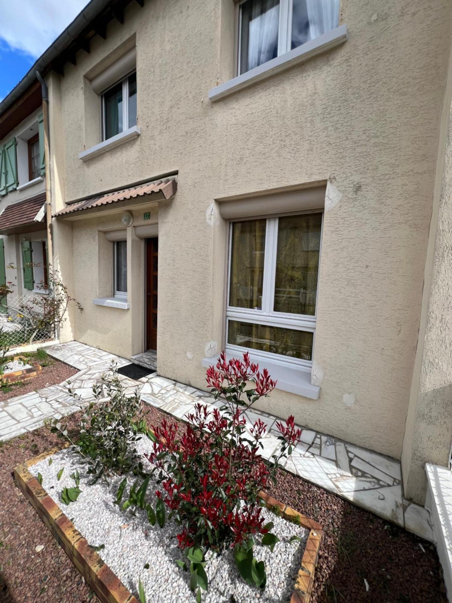 Maison 3 Chambres 6 Personnes Et Garage ชาโตรูซ์ ภายนอก รูปภาพ